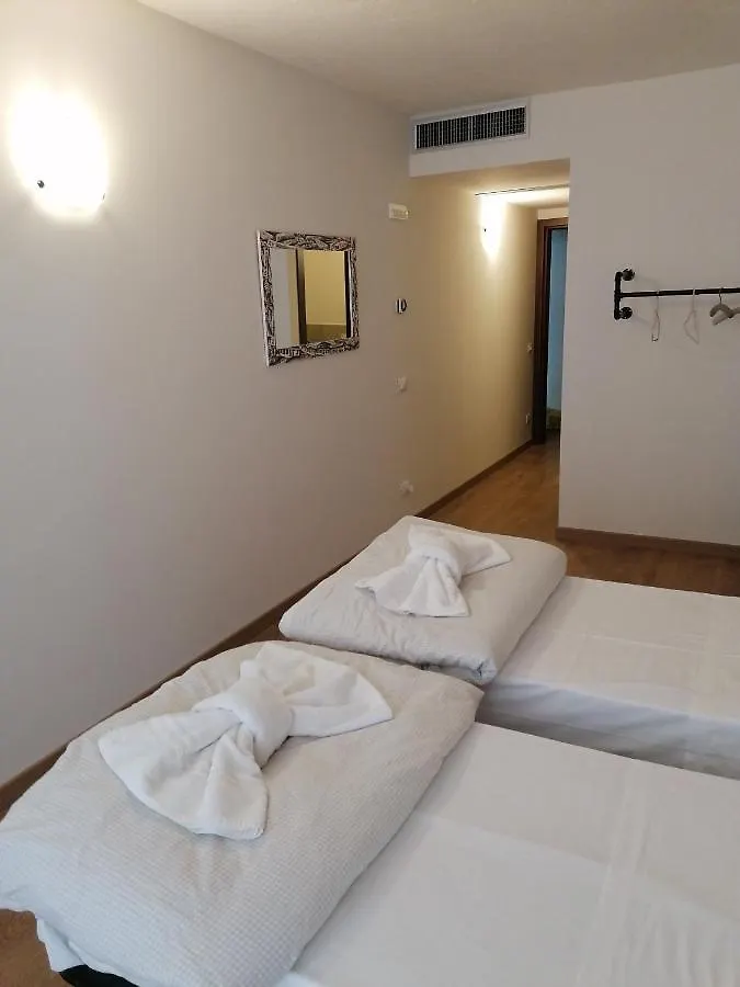 Konukevi Ferrari Formula 1 Otel Orio al Serio