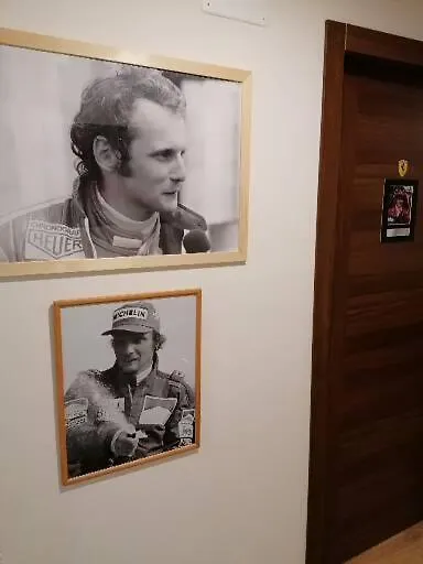 Konukevi Ferrari Formula 1 Otel Orio al Serio İtalya